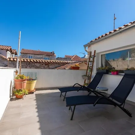 Korkyra-old Town With Private Terrace Апартаменти *